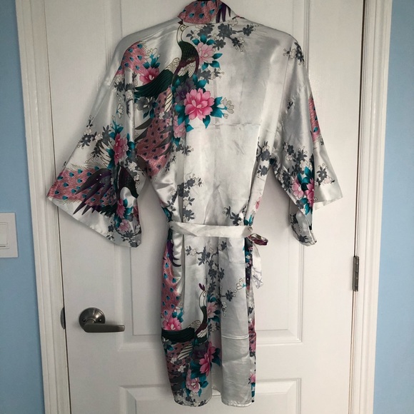 Silk Robe - Picture 3 of 3